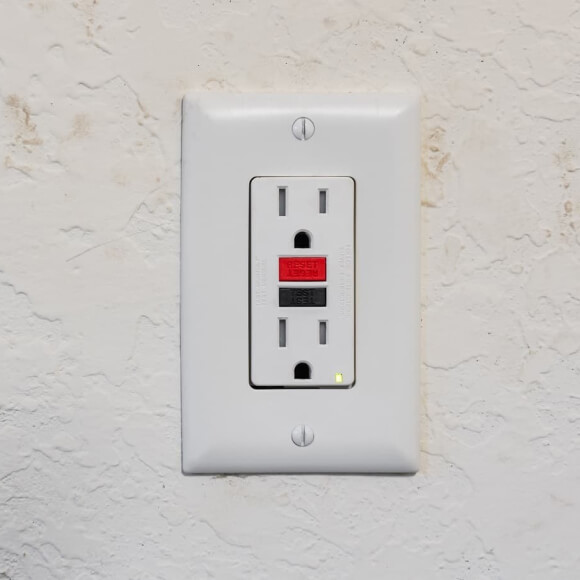 Outlets & GFCI